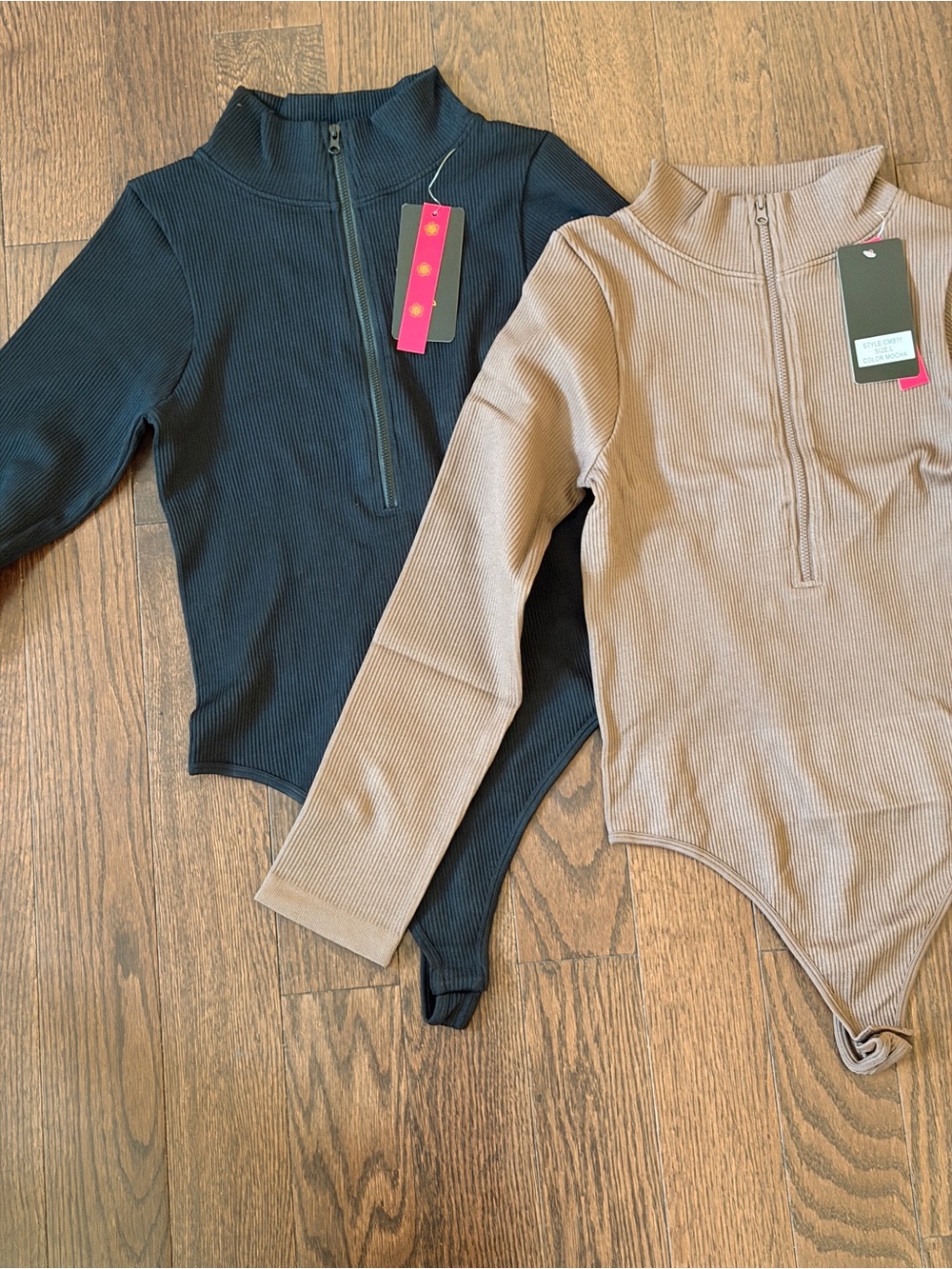 2x Ribbed Half-Zip Cowl Sweater in Black with Tan Sleeve